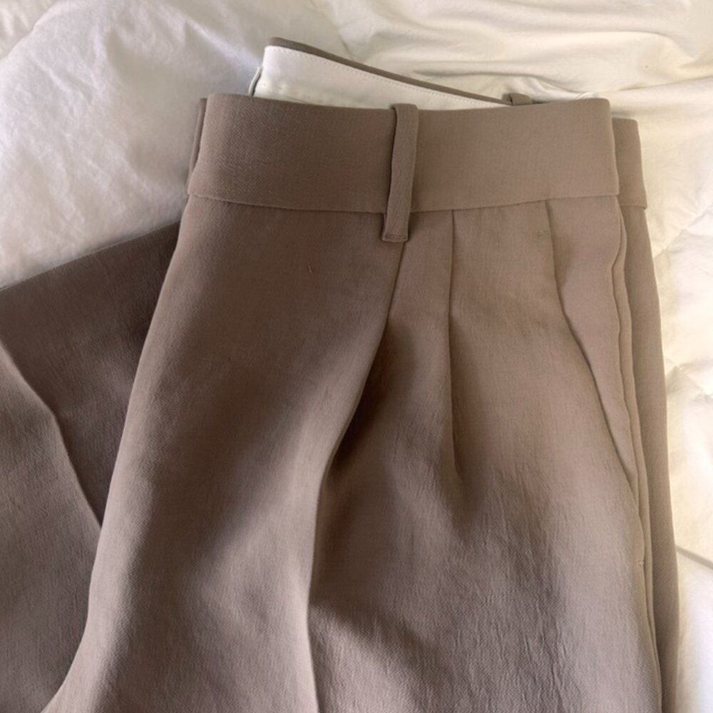 The Effortless Pant Cropped